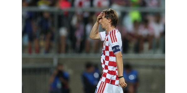 För första gången kände Luka Modrić hopplöshet i hjärtat när han drog på sig den kroatiska landslagströjan För första gången kände Luka Modrić hopplöshet i hjärtat när han drog på sig den kroatiska landslagströjan